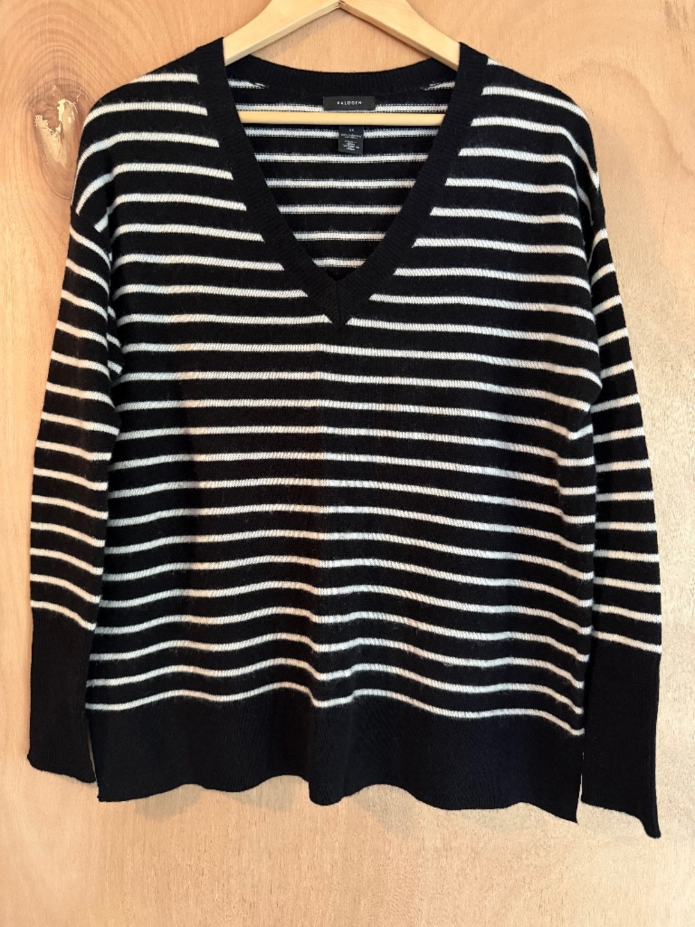 Halogen Cashmere Oversized V-neck Sweater, Black/White Stripe, Size XS